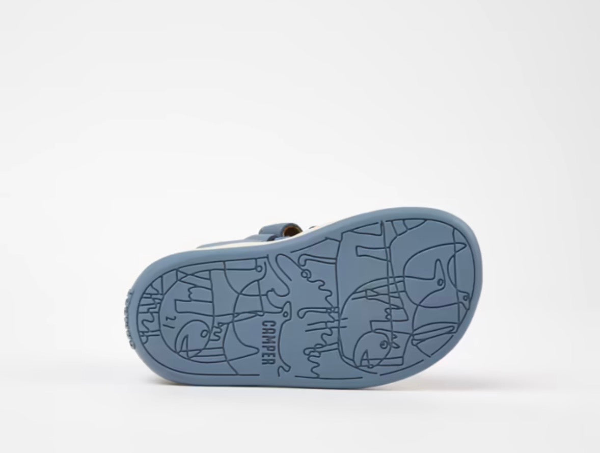 K800628-007 Camper