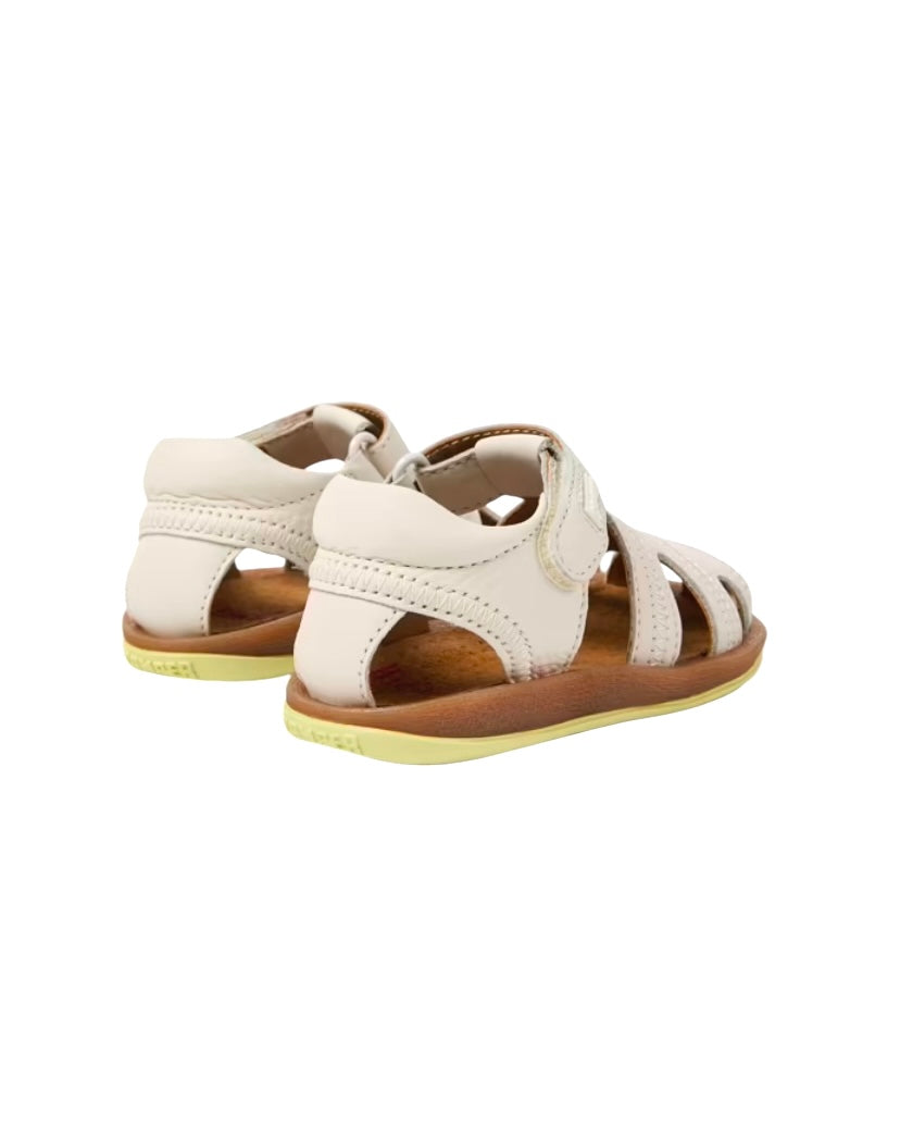 80372-081 Camper