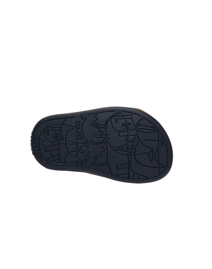 K800362-014 Camper