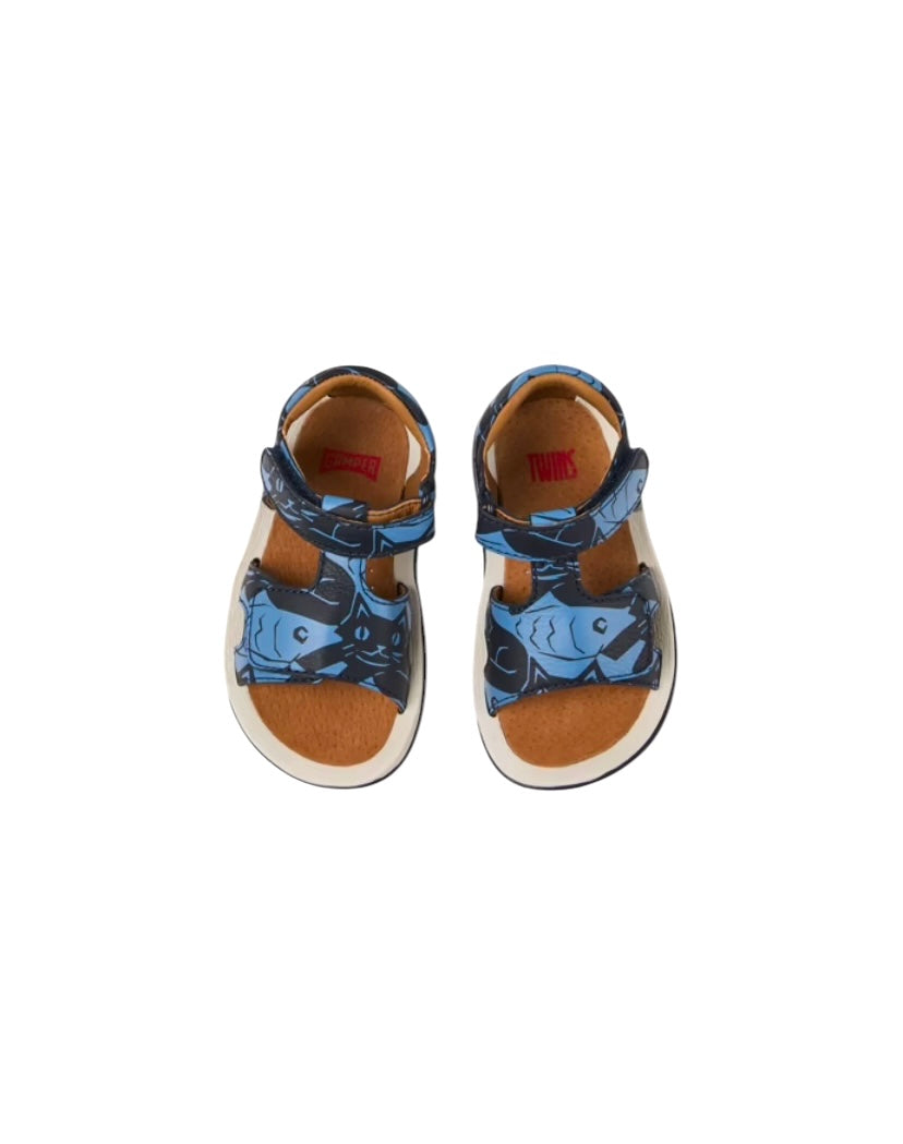 K800580-004 Camper